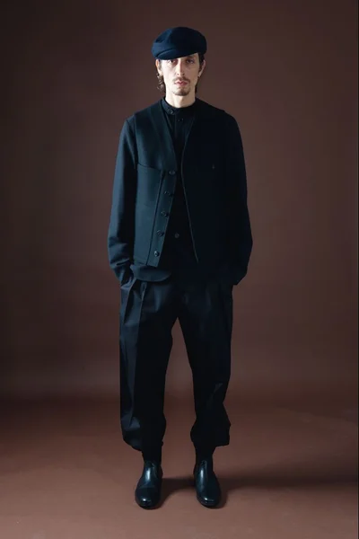 Look 12